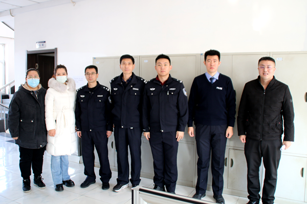 光机社区基层群众微心愿 物理学院教师党员来实现