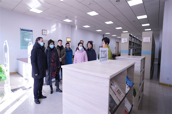 学校进行新学期开学前综合检查