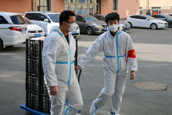 【同心战疫】让静止的生活“卷起来”——物理学院大一学生群像记