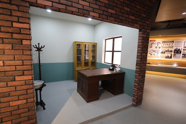 我校王大珩展览馆获批全国首批“科学家精神教育基地”
