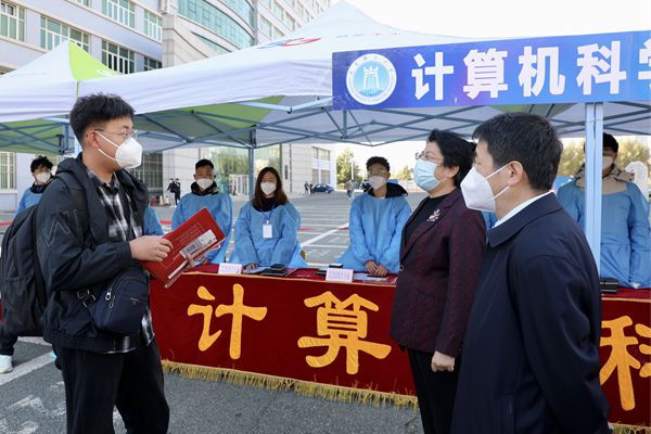 他们如此“用心”，只为迎接长理“新人”！