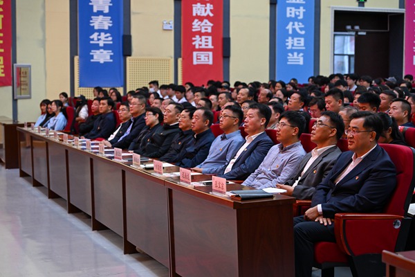 LIU_1167.JPG